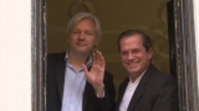 News video: Assange completes full year in Ecuador embassy
